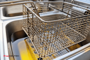 چگونه از سرخ‌ کن صنعتی به درستی استفاده کنیم؟