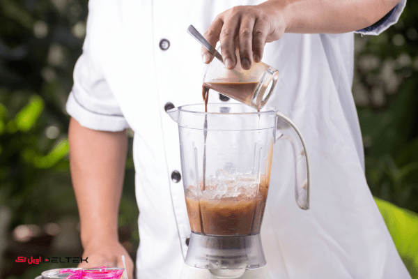 استفاده از بلندر در کافه